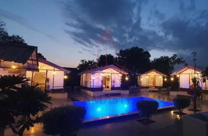 Luxury Farmhouse In Chhatarpur With Pool Νέο Δελχί Εξωτερικό φωτογραφία